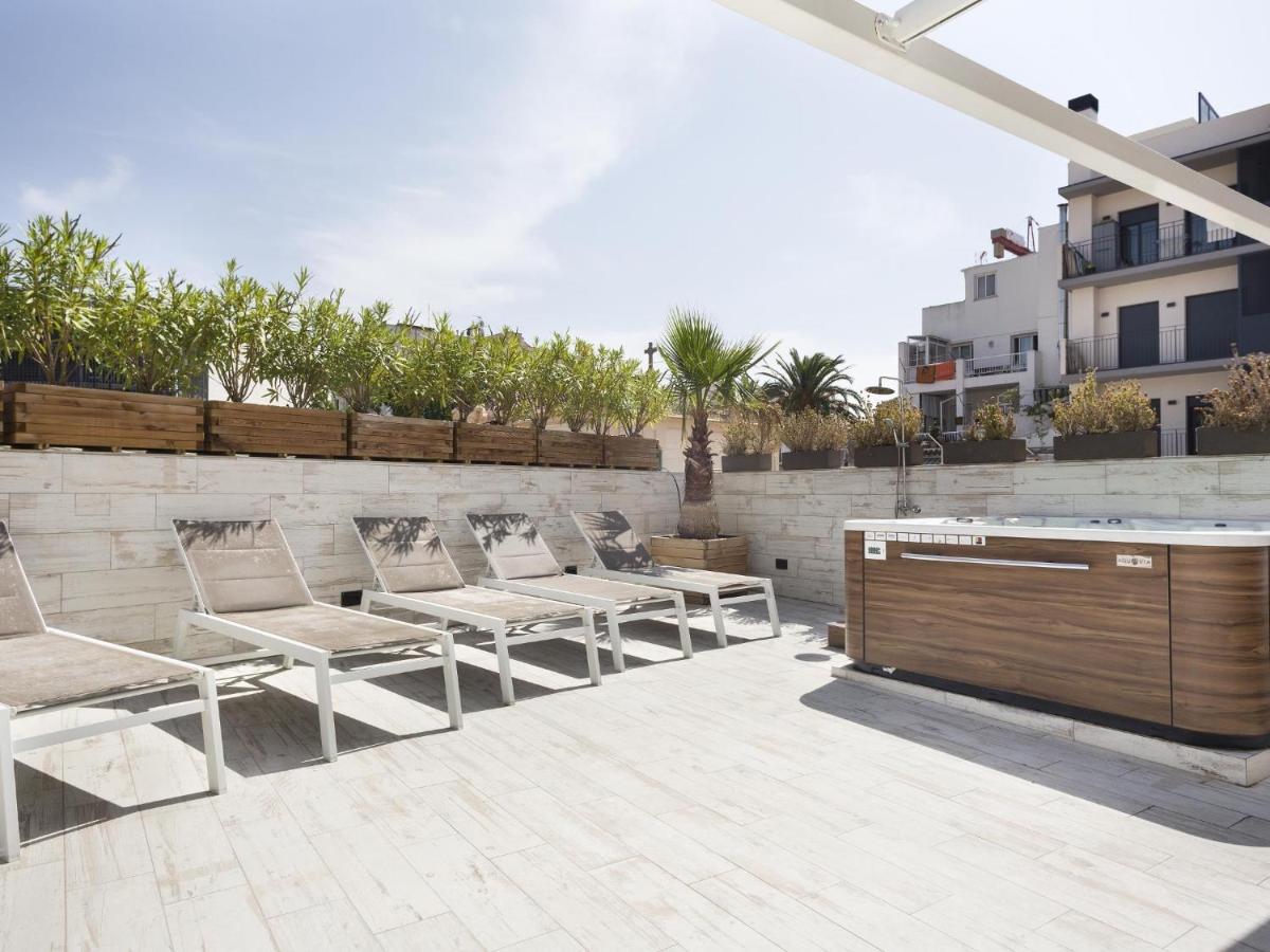 Sitges Spaces Mediterranean Apartments 5 Bedrooms, 4 Bathrooms, 75M2 Terrace, Centre Sitges- Sleeps 11 Zewnętrze zdjęcie