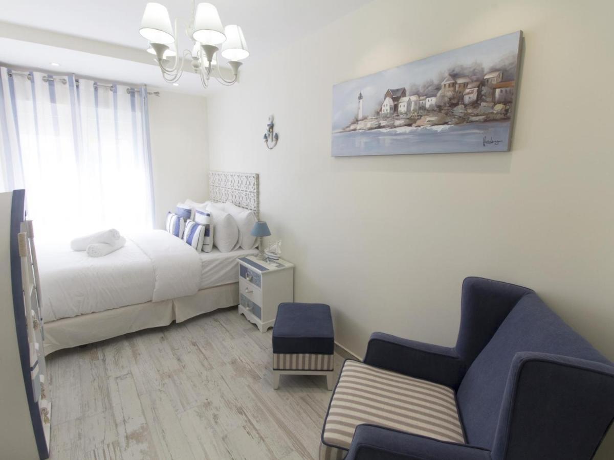 Sitges Spaces Mediterranean Apartments 5 Bedrooms, 4 Bathrooms, 75M2 Terrace, Centre Sitges- Sleeps 11 Zewnętrze zdjęcie