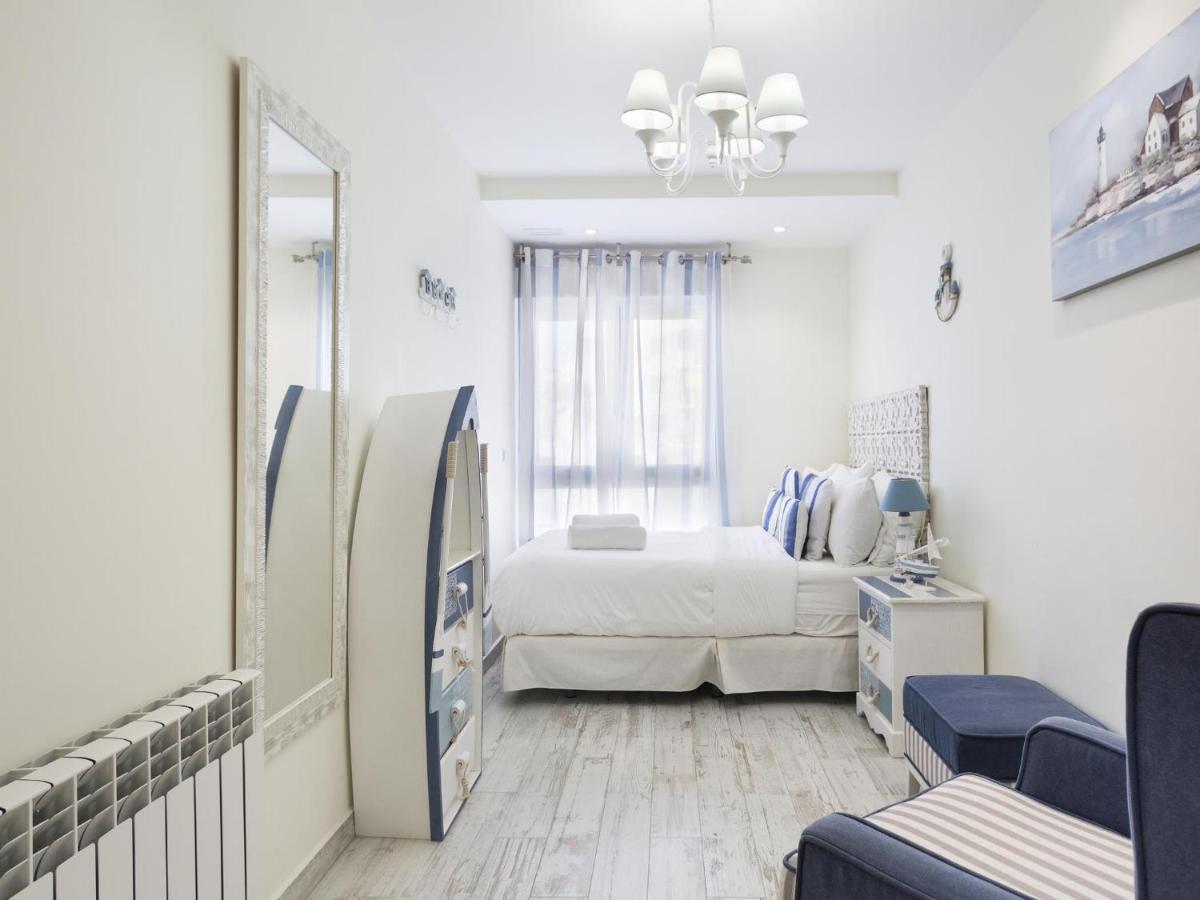 Sitges Spaces Mediterranean Apartments 5 Bedrooms, 4 Bathrooms, 75M2 Terrace, Centre Sitges- Sleeps 11 Zewnętrze zdjęcie